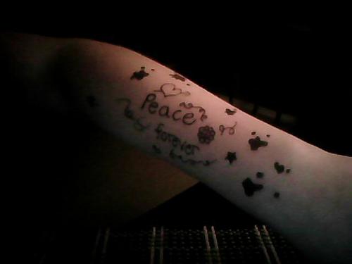  My fake sharpie pen tatto that i drew on my arm, because i was bored in school during class