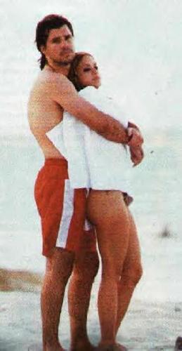  Шакира with Antonio sexy 2006