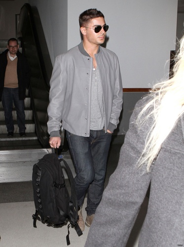  Zac Efron: Back in Los Angeles