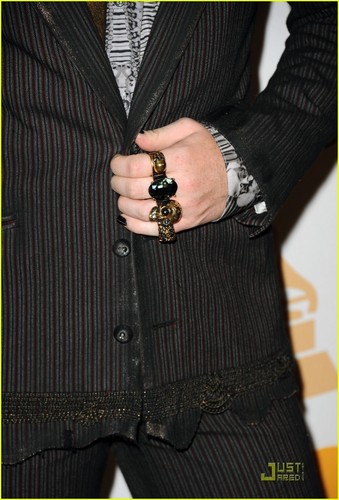  Adam Lambert: Pre-Grammy Salute To Industry các biểu tượng