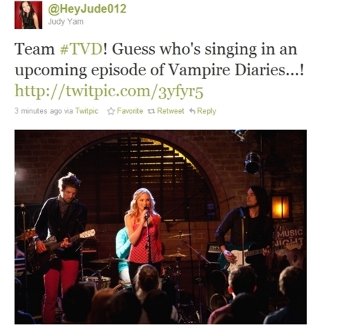  Caroline will sing in an upcoming episode of TVD!