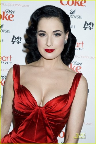  Dita Von Teese: Red Dress for the دل Truth Show!