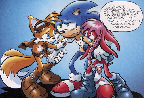  Lara-Su and Tails helping their King in the Altered Timeline