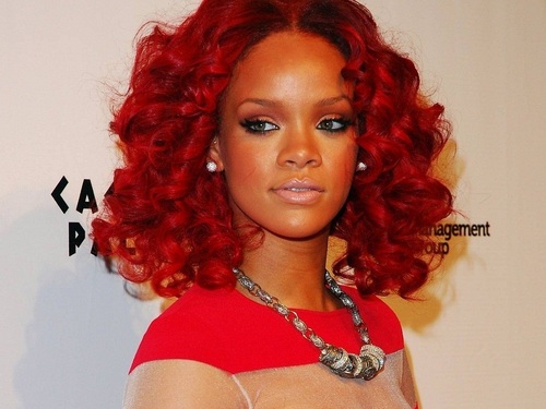  Lovely Rihanna wolpeyper