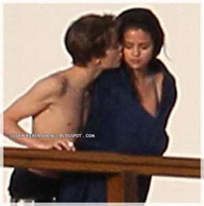  justin with selena