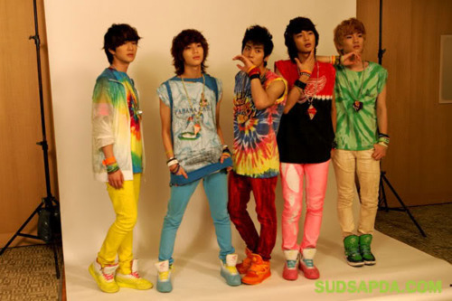 unseen pics of shinee ^^ as i think :P