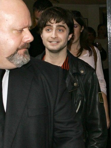  September 9 2010- arriving at The Framers Gallery in ロンドン