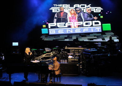  Black Eyed Peas PEAPOD Benefit concierto