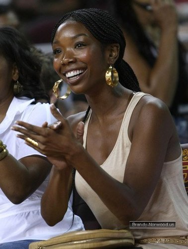 Brandy @ L.A. Stars Celebrity and NBA All-Star Basketball Game