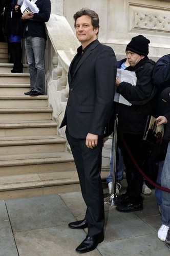  Colin Firth in BAFTA nominees ناشتا, برونکہ at the Corinthia Hotel 20110212