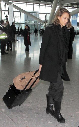 Jessica @ Heathrow Airport