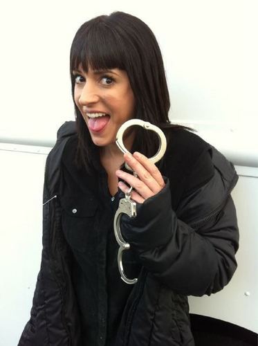  Paget's Last siku - Does She Keep the Cuffs?