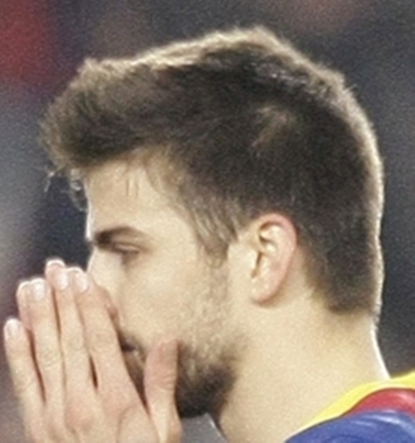  Shakira, "blame the poor performance of Pique?