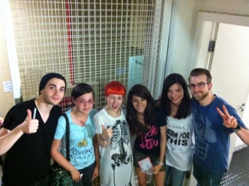  Belo Horizonte Merch M&G Winners With Paramore!