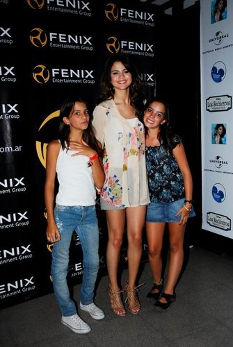 February 4th - Meet & Greet at Argentina show, concerto