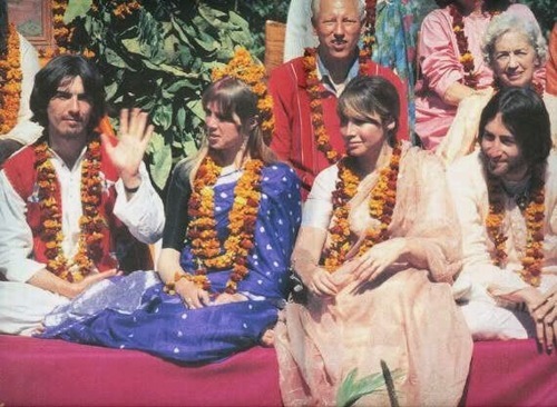 The Beatles - Paul McCartney & Jules - The Beatles Photo (24136300 ...
