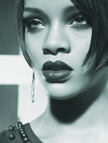  Rihanna photoshoot (HQ)
