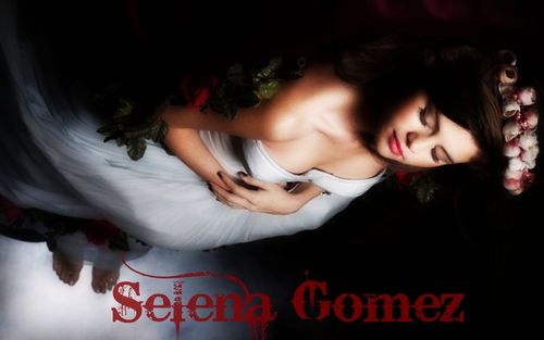  Selena Gomez<3