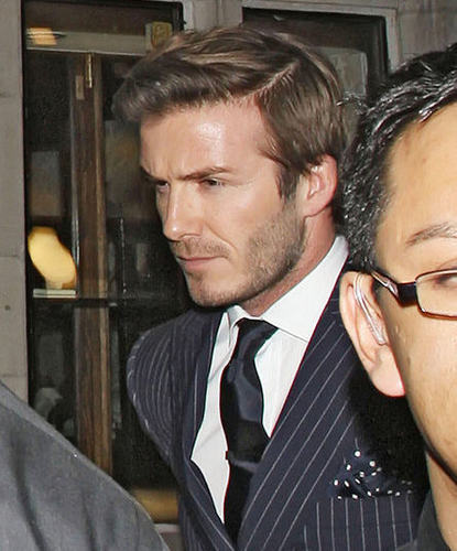 David Beckham at ロンドン fashion week party Feb 22 2011