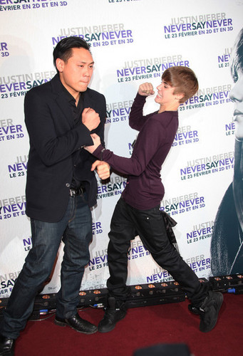  Justin Bieber at the French Premiere of 'Never Say Never'