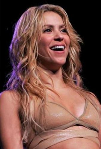  Pregnant Shakira.-.-.-.-