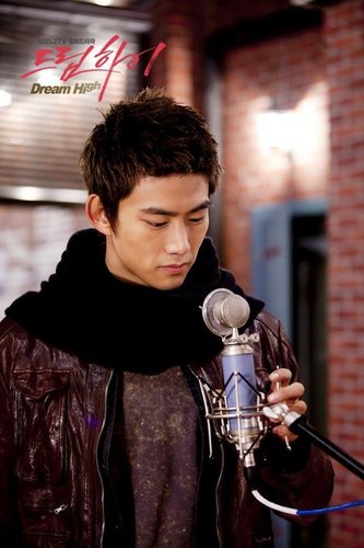  Taecyeon as Jin Gook / Hyun Shi Hyuk