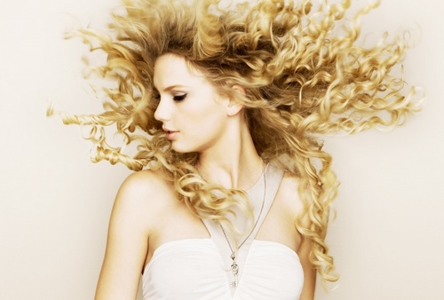 Taylor Swift photoshot (HQ)