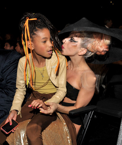  Willow & Lady Gaga
