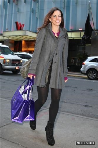 2011-02-22 Jessica Lowndes Shopping at W The Store at W Times Square