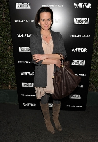  Elizabeth Reaser at a Vanity Fair event (24th Febraury 2011).