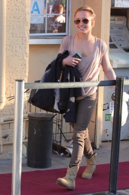  Hayden out in Venice plage