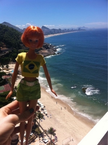  Hayley at beach, pwani :D