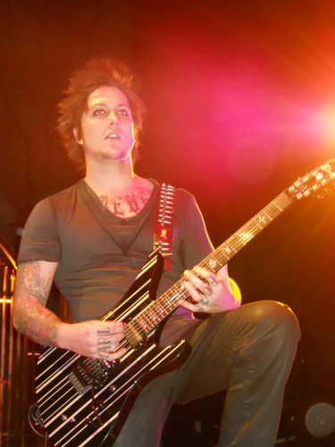  Synyster Gates