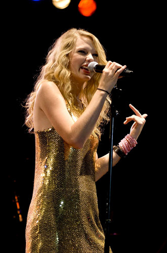 Taylor Chicago Country music festival