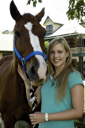  Claire og Hest
