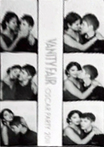  Justin and Selena's hot make out pics at the Ocars (Selena'a holidng them)