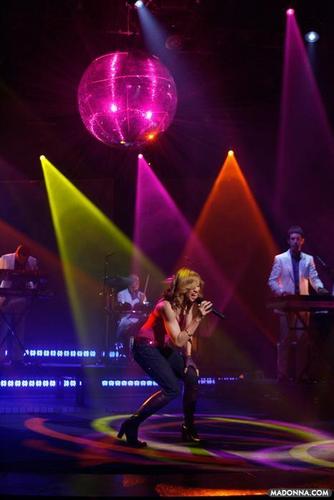 Мадонна "Confessions On A Dance Floor" Promo Tour