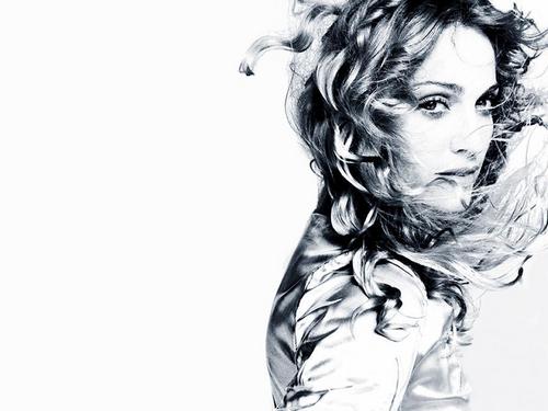  Madonna kertas-kertas dinding