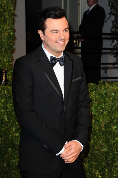 Seth MacFarlane @ the 2011 Vanity Fair Oscar Party