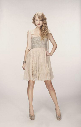  Taylor rapide, swift - 2010 Bliss Magazine Photoshoot adds