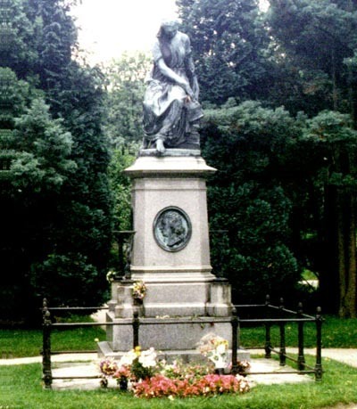  Wolfgang Amadeus Mozart's grave