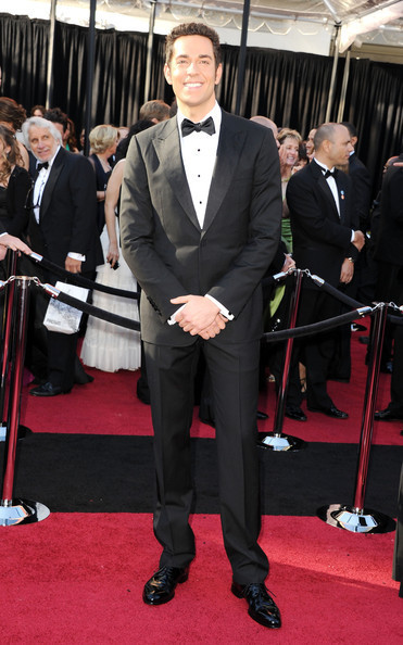 Zachary Levi Arriving @ the 2011 Academy Awards