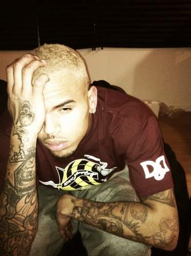  my fave pic of Cb with his new blonde hair