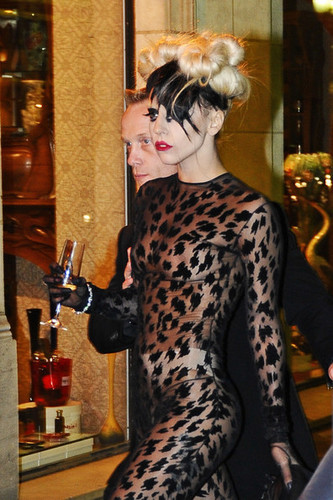  Lady Gaga arrives to Maxim’s restaurant in Paris
