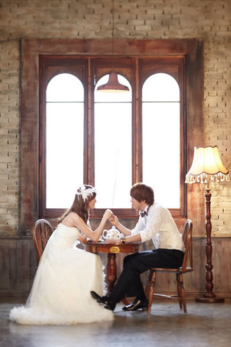  Seohyun & Yonghwa - Wedding Picture