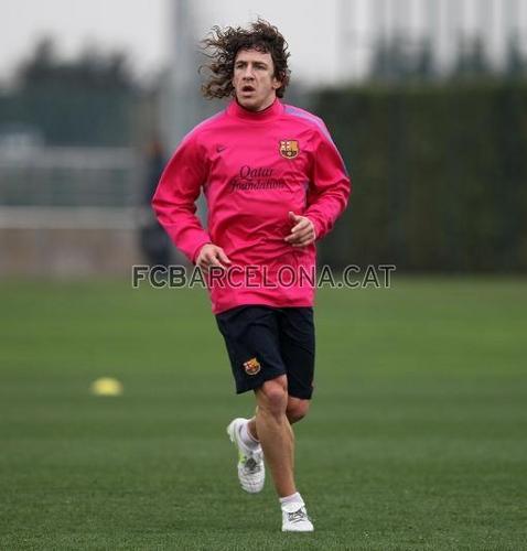  Training session with Puyol