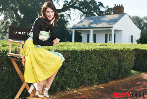  Ashley Greene Photoshoot [Teen Vogue 2011]. ♥