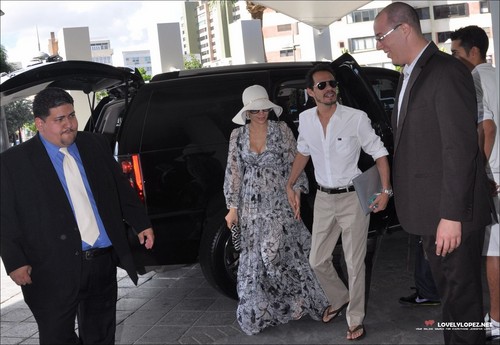  Jennifer & Marc arriving at The Hotel La Concha in San Juan, Puerto Rico
