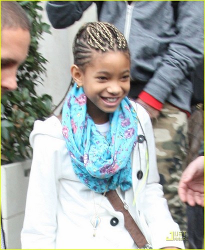  Willow Smith: Ready to Rock in Dublin!