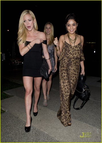 Brittany & Vanessa out in LA